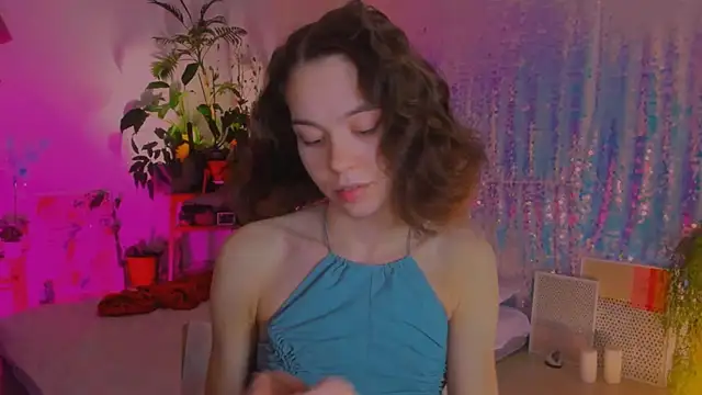 poli   online show from 3, 1, 2025