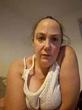 Wisie Cutie online show from 6, 11, 2025