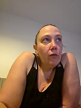 Snapshot of Wisie_Cutie chatting on 24, 2, 2026 Wisie Cutie online show from 24, 2, 2026