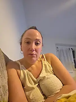 Snapshot of Wisie_Cutie chatting on 26, 2, 2026 Wisie Cutie online show from 26, 2, 2026