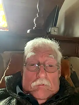 Steffibi1954 online show from 2, 11, 2025