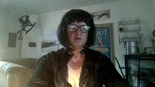 Seltsamoder online show from 28, 11, 2025