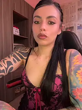 Snapshot of i_am_nina_ chatting on 4, 6, 2026 i am nina online show from 4, 6, 2026