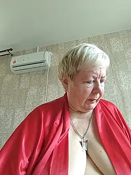 Snapshot of EffectFiona chatting on 19, 7, 2026 EffectFiona online show from 19, 7, 2026