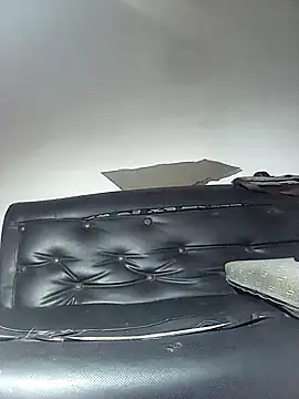 Snapshot of Gegeix chatting on 12, 10, 2025 Gegeix online show from 12, 10, 2025