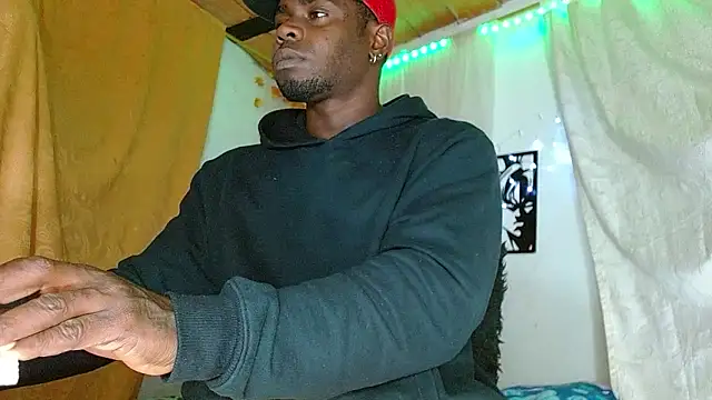 Snapshot of angel_bonbom chatting on 19, 11, 2025 angel bonbom online show from 19, 11, 2025