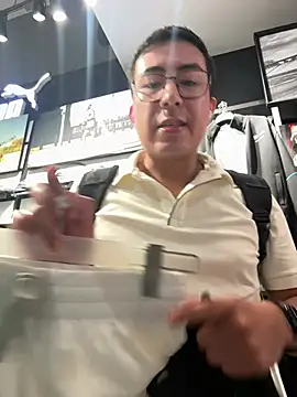 andrewmhilton  online show from 8, 4, 2026