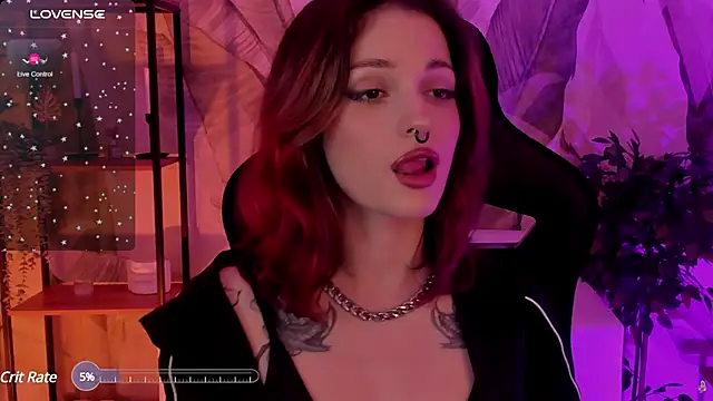 BratzieDarsie online show from 1, 2, 2025