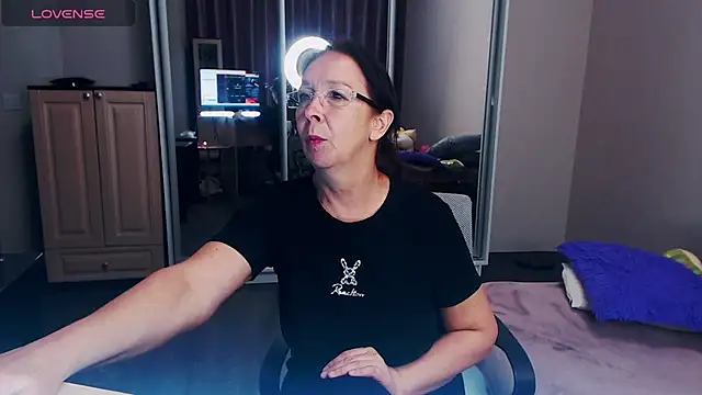 Snapshot of Celine_Faer1 chatting on 11, 5, 2026 Celine Faer1 online show from 11, 5, 2026