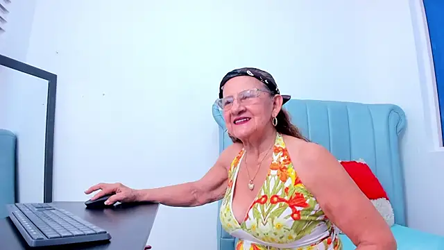 Snapshot of MatureHorny_70 chatting on 21, 7, 2026 MatureHorny 70 online show from 21, 7, 2026