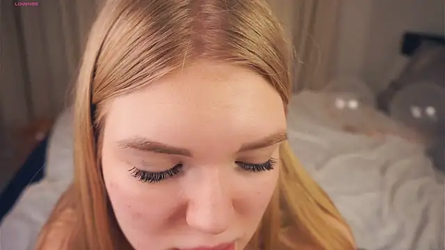 EllenReeves online show from 8, 3, 2025