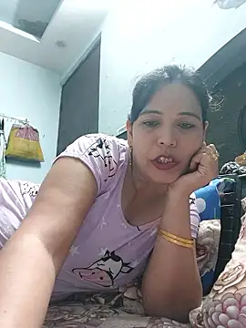 Poojabhabi101 online show from 4, 6, 2026