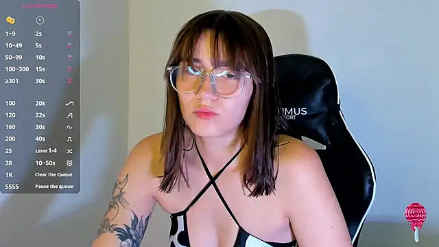  alicerosse2 online show from 2, 12, 2024