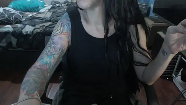 Snapshot of VenusX chatting on 13, 4, 2026 VenusX online show from 13, 4, 2026