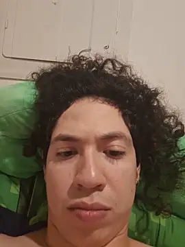 Snapshot of LiverandBrat77 chatting on 25, 9, 2025 LiverandBrat77 online show from 25, 9, 2025