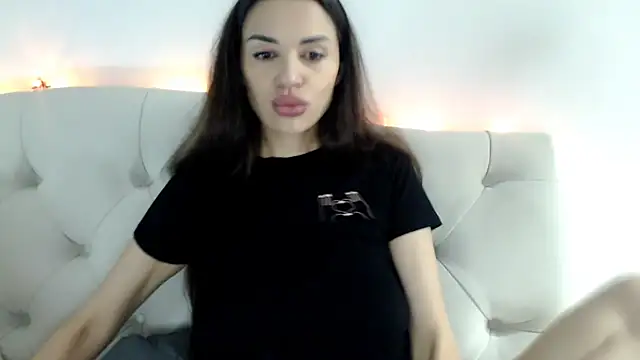 Mika Gold online show from 14, 12, 2025