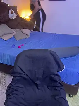 GigiiStone online show from 11, 2, 2025