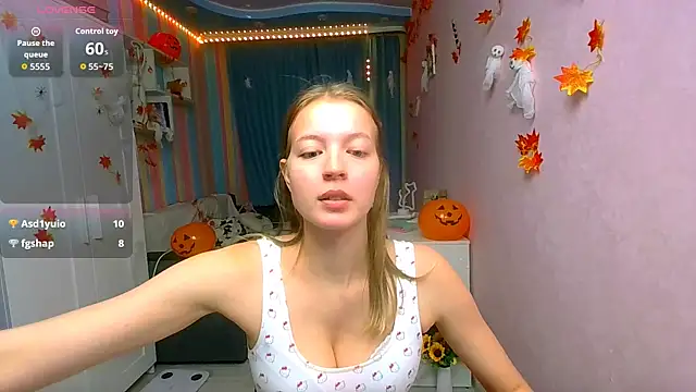 Snapshot of __Aphrodita__wow__ chatting on 2, 11, 2025 Aphrodita wow online show from 2, 11, 2025