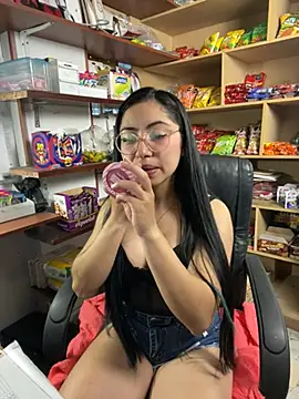 Snapshot of demyanderson_ chatting on 28, 2, 2026 demyanderson online show from 28, 2, 2026