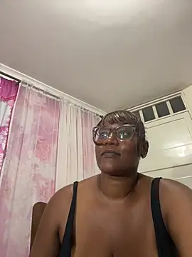 LiraRusso online show from 13, 3, 2026