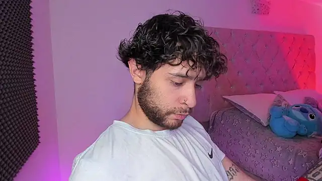 AbbyAndChris2 online show from 29, 4, 2026