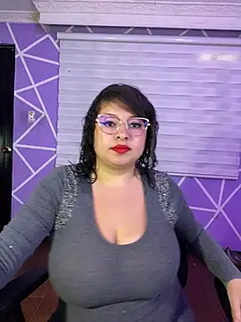 Snapshot of MiiaaJoness chatting on 15, 7, 2026 MiiaaJoness online show from 15, 7, 2026