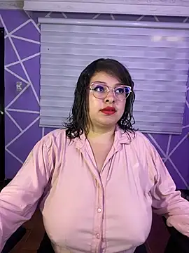 Snapshot of MiiaaJoness chatting on 16, 7, 2026 MiiaaJoness online show from 16, 7, 2026