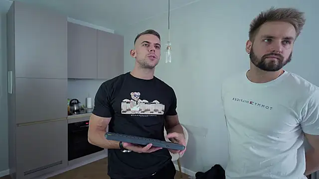 enjoy me online show from 2, 4, 2026