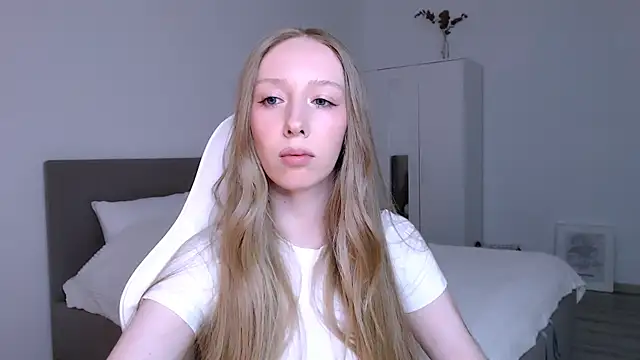 Luna insniity online show from 8, 1, 2026