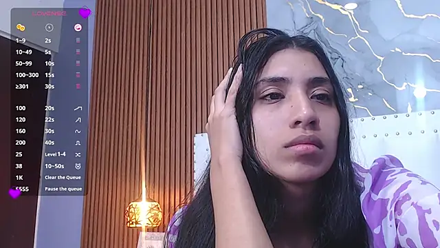 Snapshot of littlee_emilyy_ chatting on 15, 1, 2025 littlee emilyy online show from 15, 1, 2025