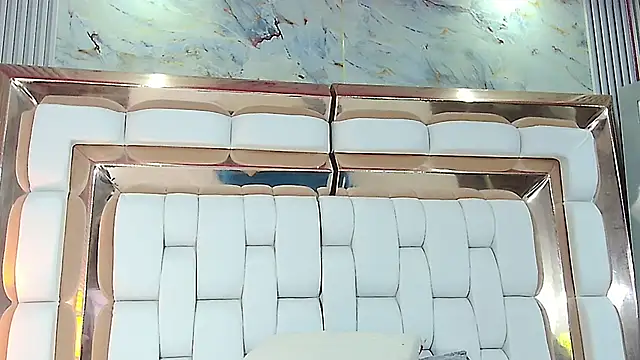 Snapshot of littlee_emilyy_ chatting on 19, 3, 2025 littlee emilyy online show from 19, 3, 2025