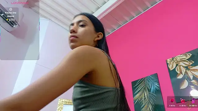 Snapshot of littlee_emilyy_ chatting on 20, 5, 2026 littlee emilyy online show from 20, 5, 2026