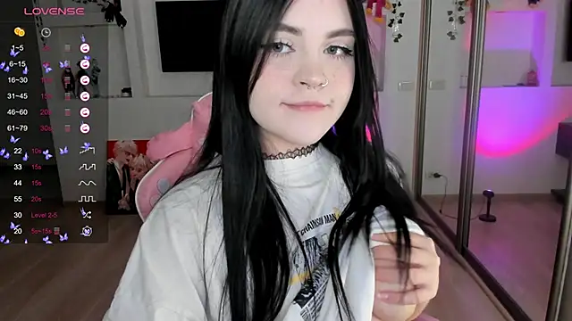 Snapshot of SelenaCute chatting on 13, 12, 2024 SelenaCute online show from 13, 12, 2024