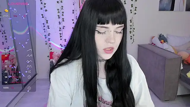 Snapshot of SelenaCute chatting on 13, 3, 2025 SelenaCute online show from 13, 3, 2025