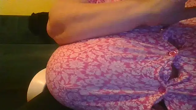 Nataliesbestjuggs online show from 8, 10, 2025