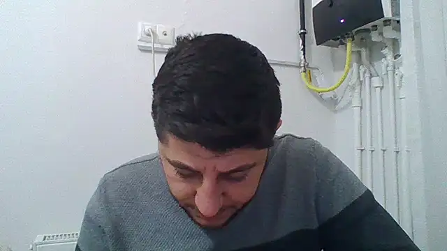 erkekkkadam online show from 1, 1, 2025