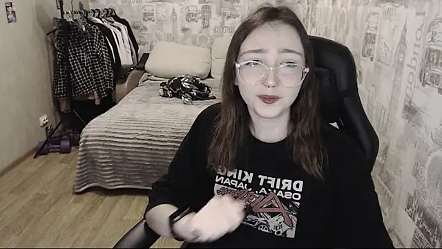 Snapshot of AmeliaKamishiro chatting on 6, 12, 2024 AmeliaKamishiro online show from 6, 12, 2024