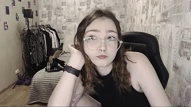 Snapshot of AmeliaKamishiro chatting on 8, 12, 2024 AmeliaKamishiro online show from 8, 12, 2024