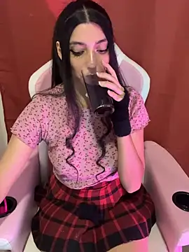 Felicia smok3 online show from 18, 3, 2026