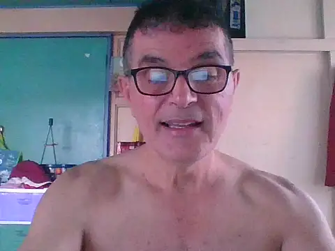 Snapshot of kavir-sebastien chatting on 14, 10, 2025 kavir-sebastien online show from 14, 10, 2025