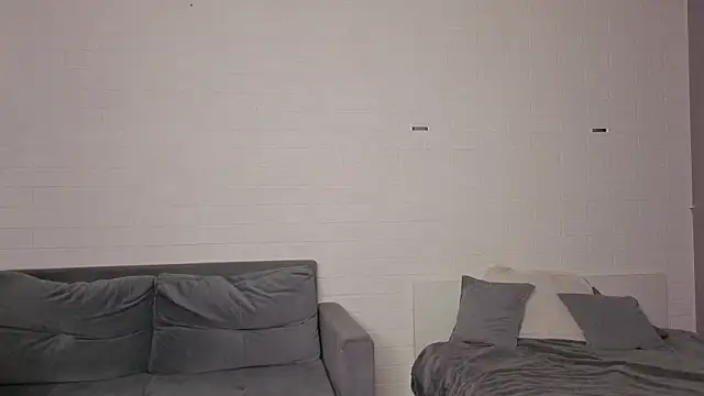 Ashley-Urban online show from 3, 12, 2025