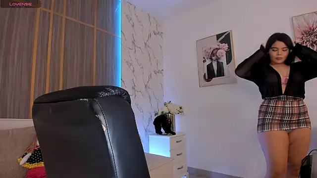 Snapshot of IsabellaAllen chatting on 29, 10, 2025 IsabellaAllen online show from 29, 10, 2025