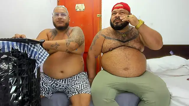 Snapshot of Latino_bigcock chatting on 20, 11, 2025 Latino bigcock online show from 20, 11, 2025