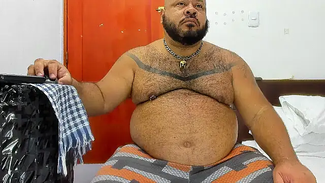 Snapshot of Latino_bigcock chatting on 22, 11, 2025 Latino bigcock online show from 22, 11, 2025