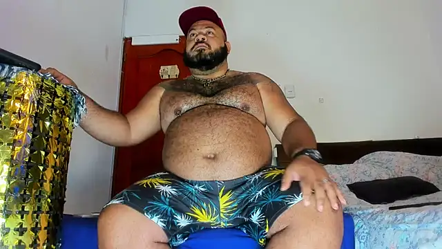 Latino bigcock online show from 8, 4, 2026