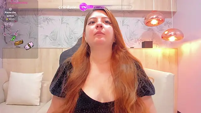 Snapshot of tinaclark_ chatting on 2, 7, 2026 tinaclark online show from 2, 7, 2026