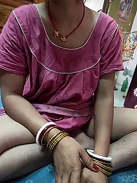 COUPLLE VILLAGE online show from 17, 4, 2026