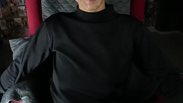 Snapshot of -AyeshaSinghania- chatting on 8, 1, 2025 -AyeshaSinghania- online show from 8, 1, 2025