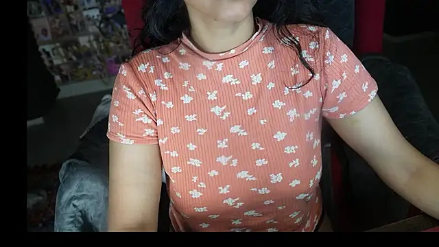 Snapshot of -AyeshaSinghania- chatting on 21, 3, 2025 -AyeshaSinghania- online show from 21, 3, 2025