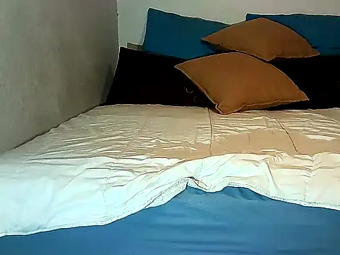 Snapshot of Yardie_bone chatting on 8, 2, 2025 Yardie bone online show from 8, 2, 2025